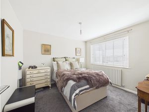 Bedroom- click for photo gallery
